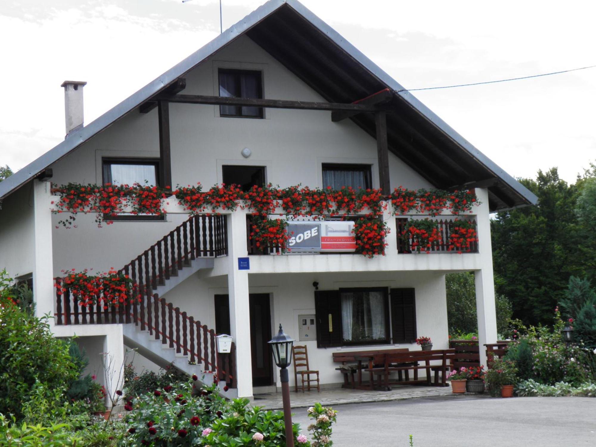 House Janja Plitvice Hotel Seliste Dreznicko Eksteriør billede